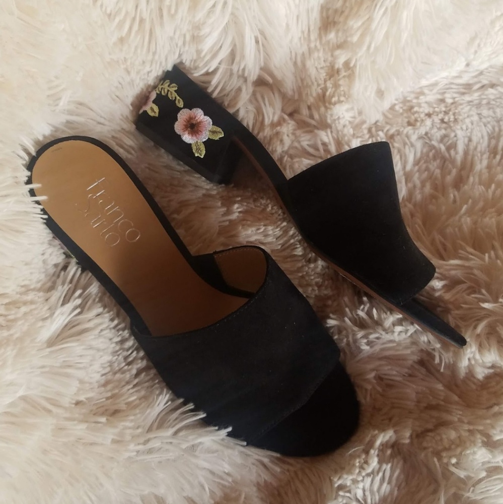Franco Sarto Embroiered Flower Slides 7